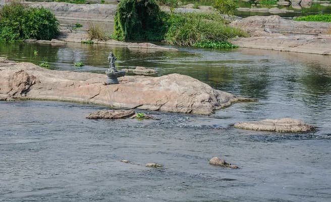 Triveni Sangam image 1