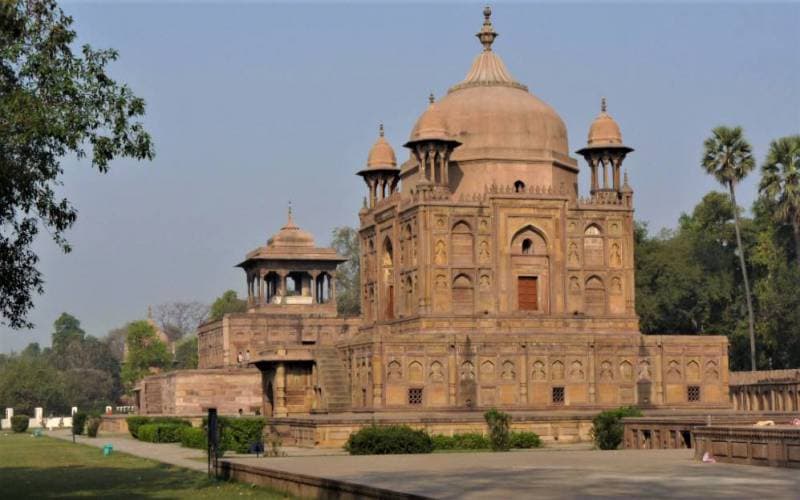 Khusro Bagh image 3