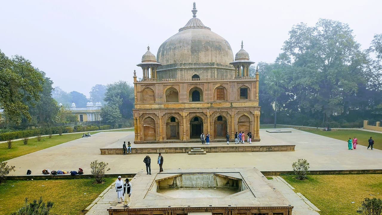 Khusro Bagh image 4