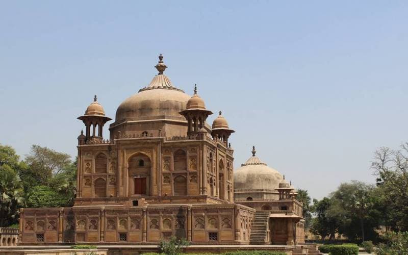 Khusro Bagh image 2
